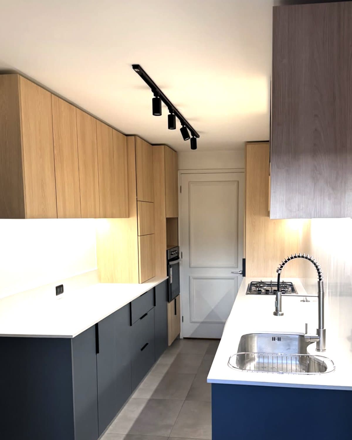 Cocina en azul